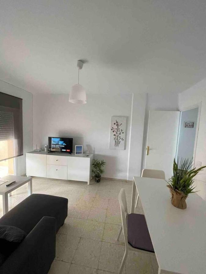 Renovated And Newly Furnished 3 Bedroom Apartment San Fernando Exteriér fotografie